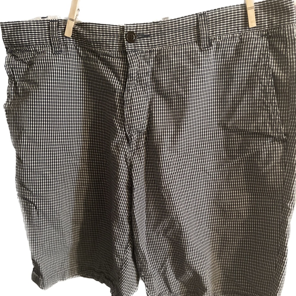 Docker’s Men’s shorts flat front size 36